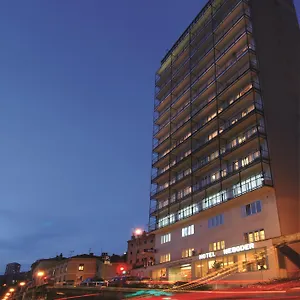 Hotell Neboder, Rijeka